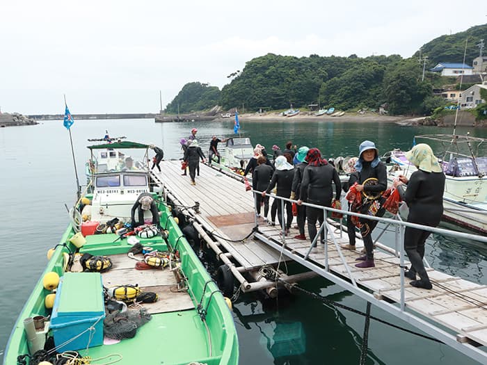 鮑放流事業